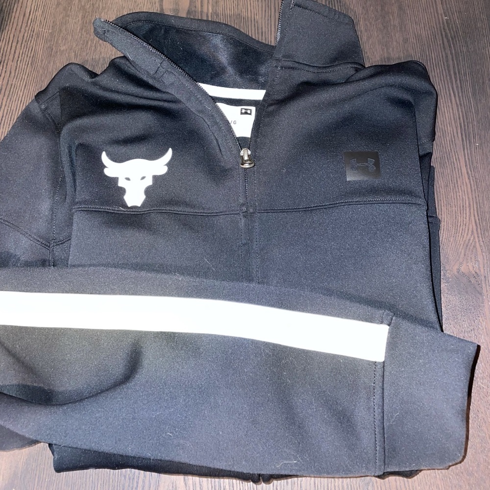 Large under armour rock full zip long sleeve